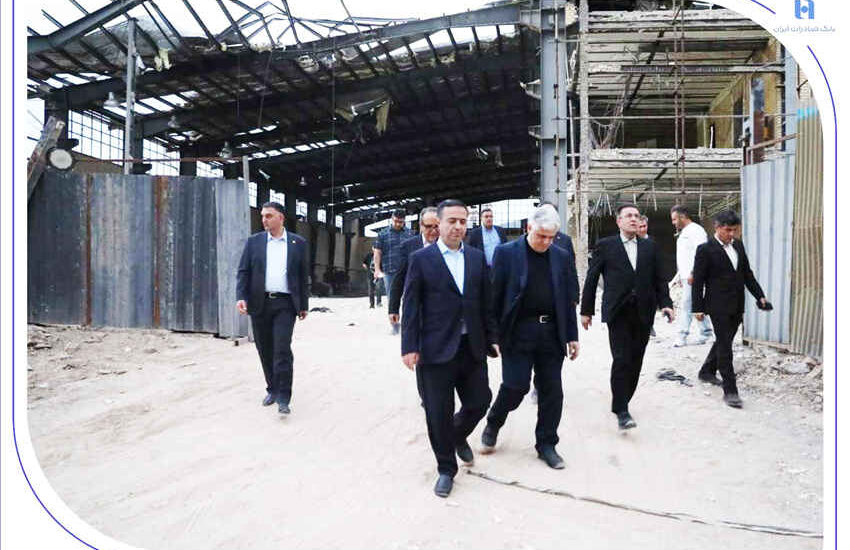 بازدید سرپرست بانک صادرات ایران از کارخانه آسیب‌دیده از جنگ؛ تأکید بر نقش بانک صادرات ایران در نوسازی اقتصاد پس از جنگ و اشتغال‌زایی پایدار