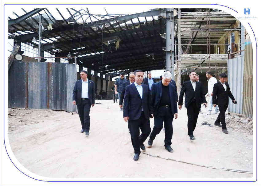 بازدید سرپرست بانک صادرات ایران از کارخانه آسیب‌دیده از جنگ؛ تأکید بر نقش بانک صادرات ایران در نوسازی اقتصاد پس از جنگ و اشتغال‌زایی پایدار