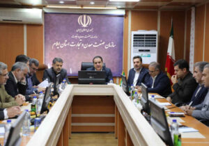 استاندار ایلام: هیچ نهادی از مسئولیت بازار شانه خالی نکند