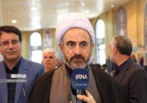 امام جمعه ایلام: مهار گرانی نیازمند همراهی مردم و نظارت جدی مسئولان است