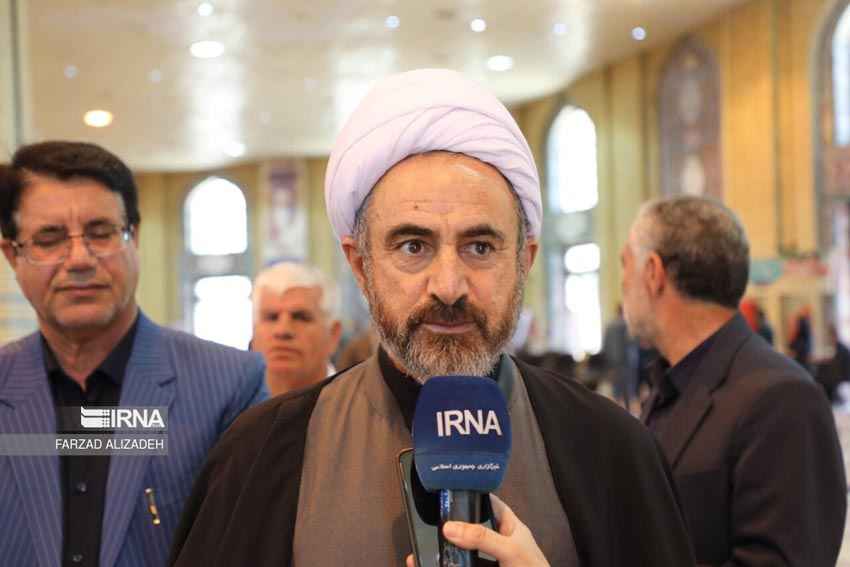 امام جمعه ایلام: مهار گرانی نیازمند همراهی مردم و نظارت جدی مسئولان است