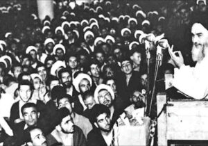 آغاز پایان رژیم  *آیدا مطلق