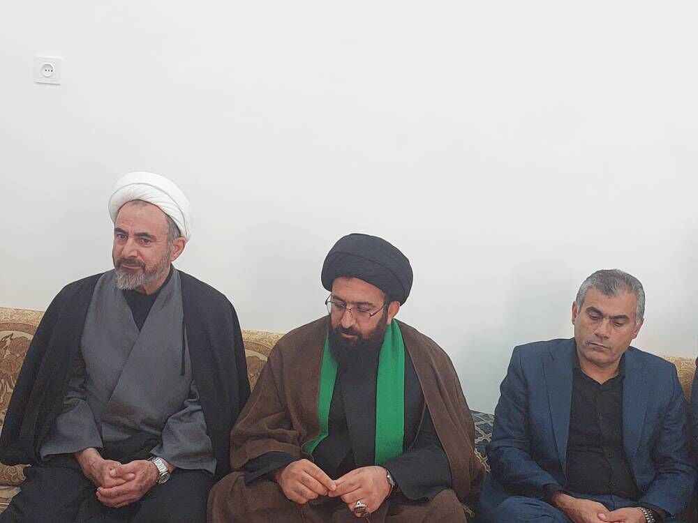 امام جمعه ایلام: اقتدار نیروهای مسلح دشمن را به تسلیم واداشت