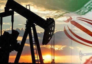تعلیق برخی تحریم‌های نفتی و صدور مجوز فروش نفت ایران از سوی آمریکا