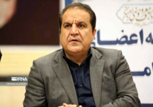 حضور حماسی در تشییع «رهبر شهید» پشتیبان دیپلماسی کشور است
