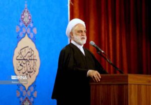 امام خمینی (ره) در مسیر مبارزه با مستکبران لحظه‌ای نسبت به وعده‌های الهی تردید نکردند