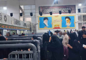 ترافیک جاده های منتهی به مرز بین المللی مهران روان و خدمات رسانی به زائرین در جریان است
