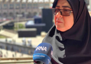 مهاجرانی: حضور پرشور جمعیت در مراسم تشییع آقای شهید از جلوه‌های قدرت ملی است