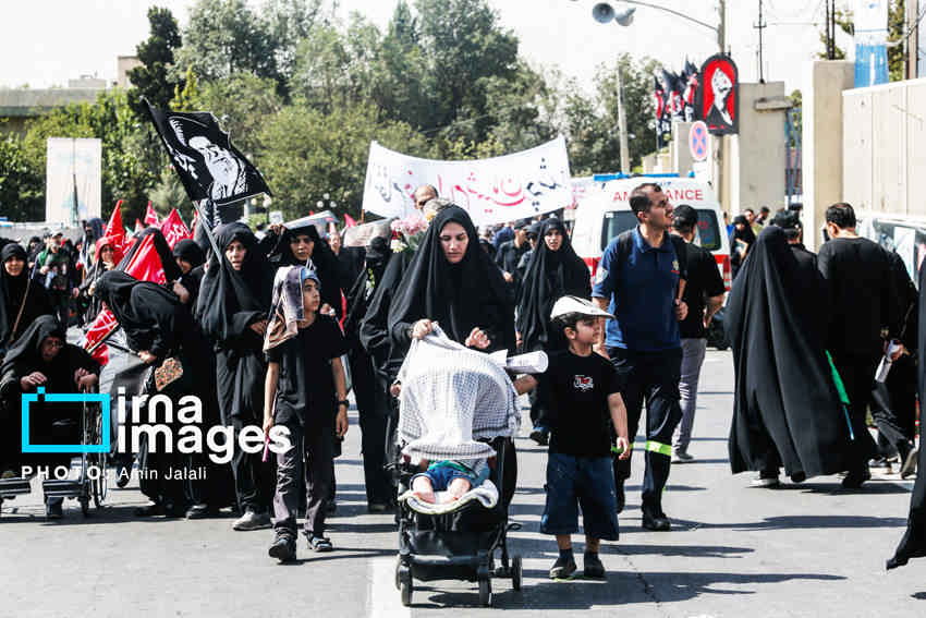 در سوگ رهبری؛ مراقب اشک‌های کوچک و نگاه‌های خسته باشید