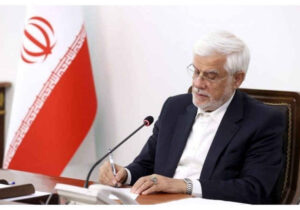 قدردانی عارف از مردم عراق برای میزبانی باشکوه مراسم تشییع امام شهید