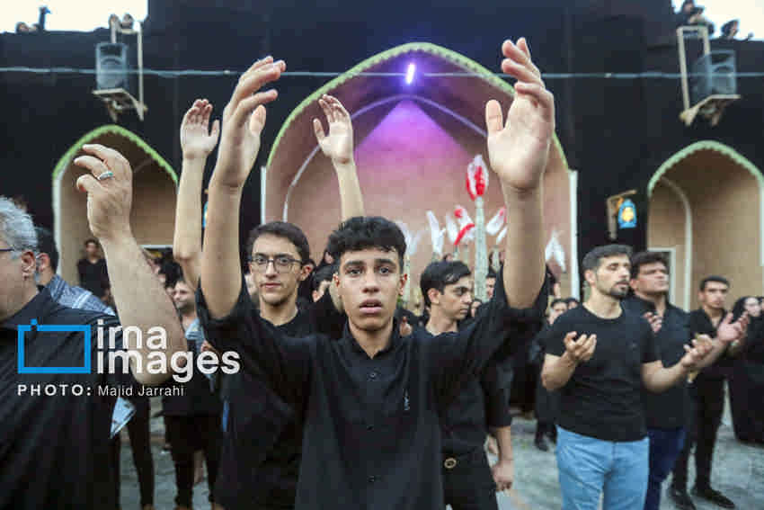 نسل زد از هیئت دور نشده، منتظر یک زبان تازه است